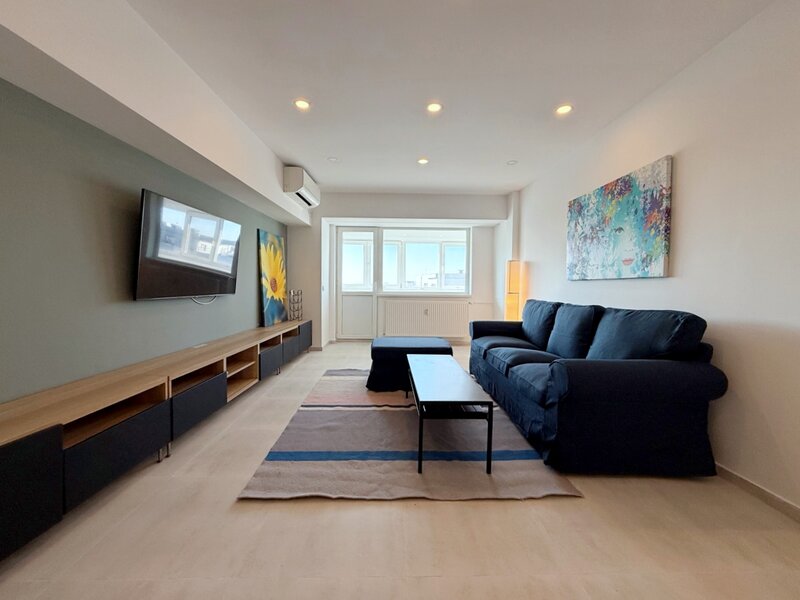 Ion Mihalache 98, Radu Boiangiu, bloc 1979